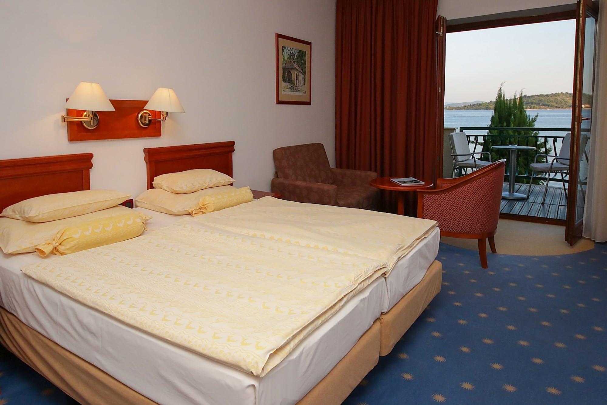 Hotel Villa Radin โวดีเซ ภายนอก รูปภาพ